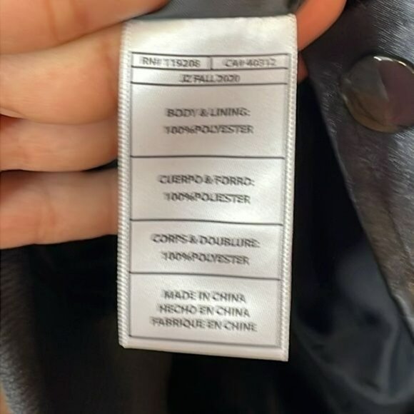 NWT Mitchell & Ness Womens Black Lightweight Satin Toronto Raptors SIZE MEDIUM - Picture 5 of 8